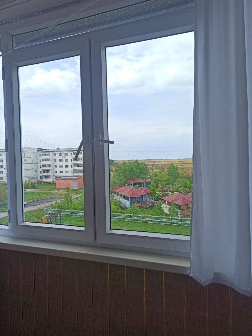 Продам четырехкомнатную квартиру