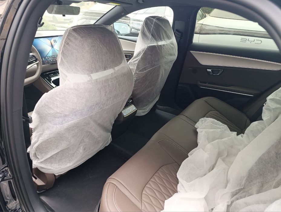 BYD HAN SMART  EV605 bez prabek