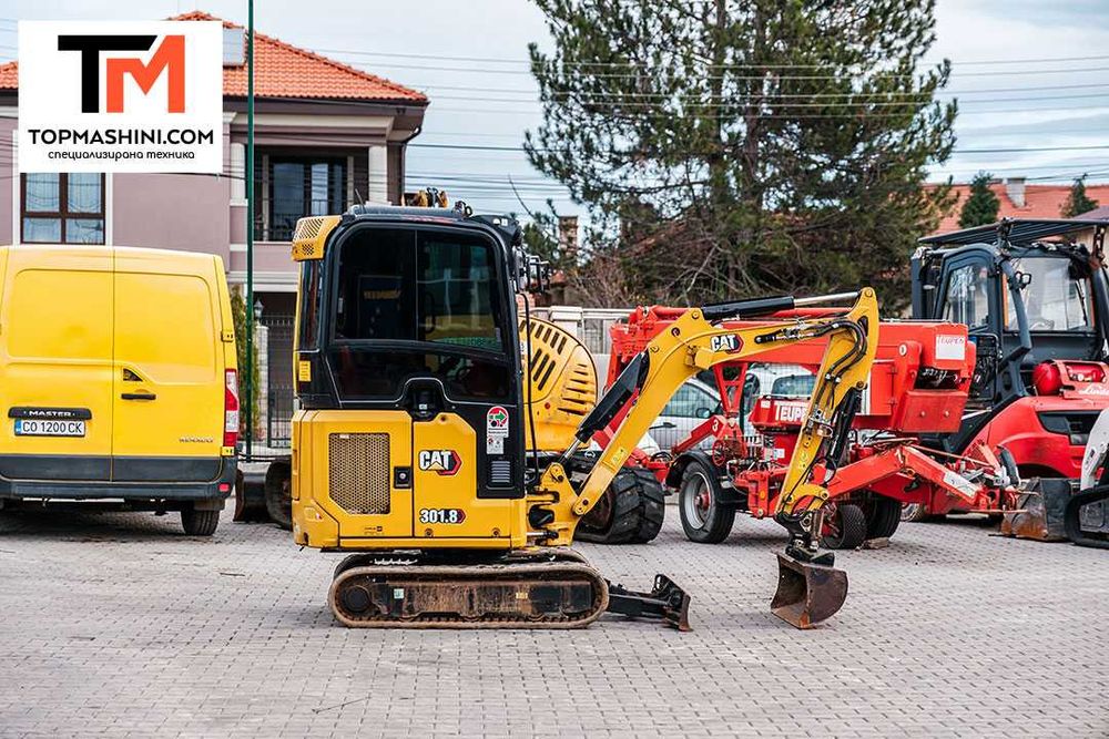 Мини багер CAT 301.8