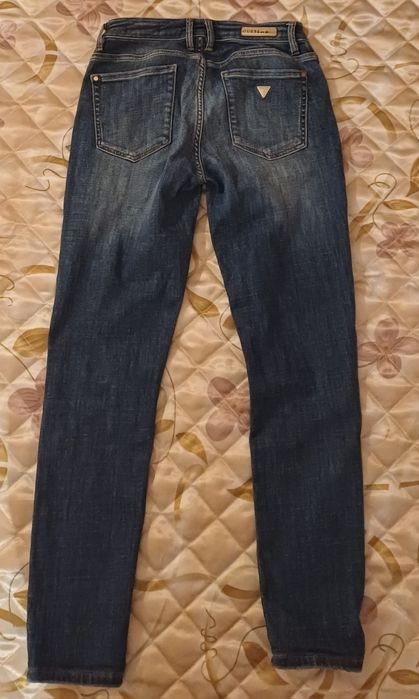 Дамски дънки различни модели