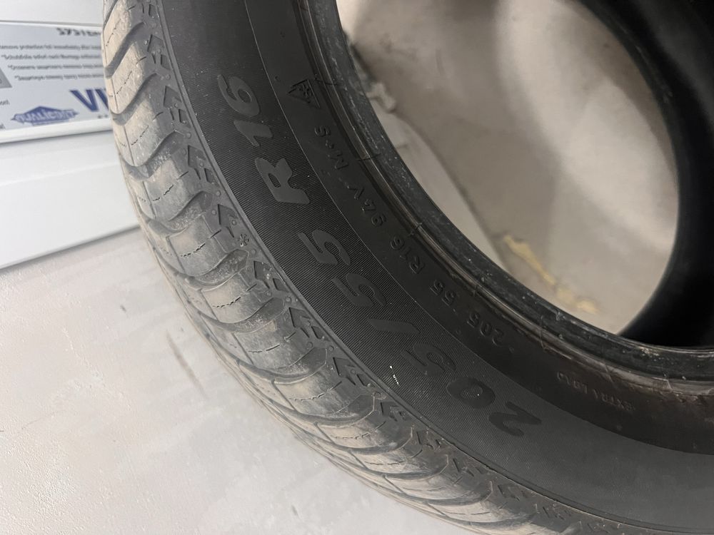 Продавам 2бр зимни гуми PIRELLI
