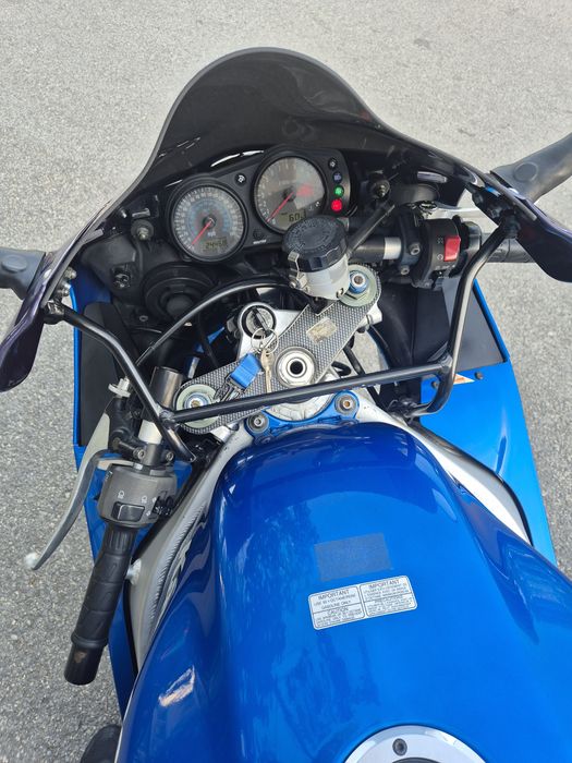 Kawasaki ninja zx9r