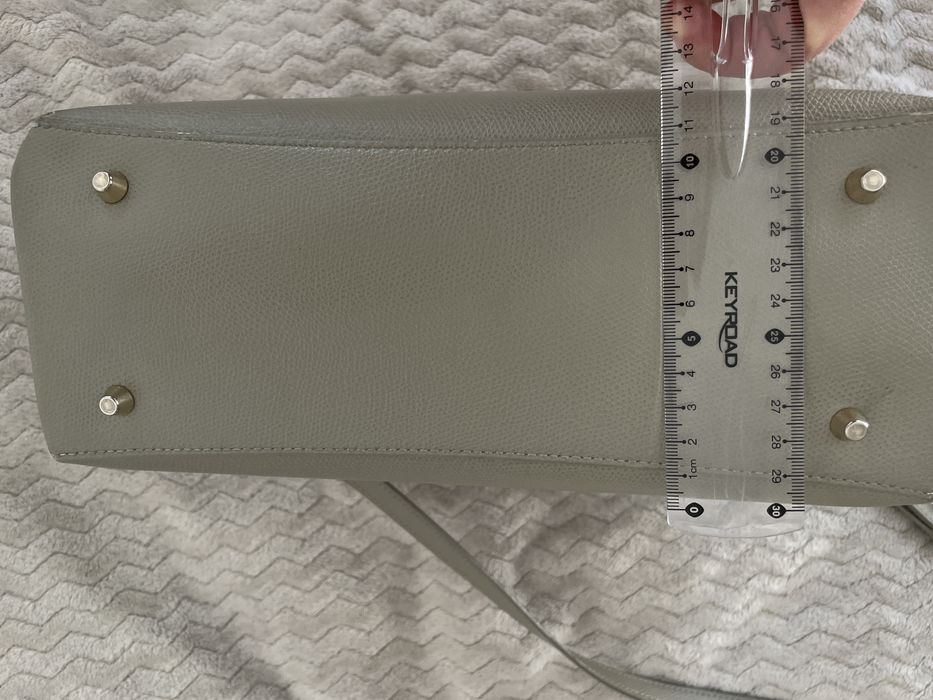 Furla de piele naturala