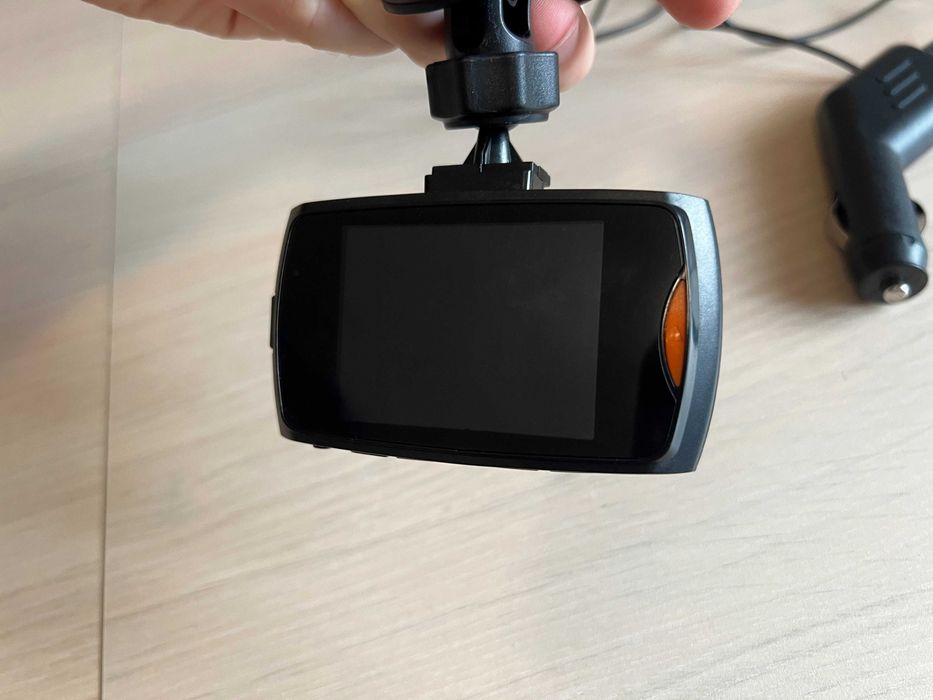 Camera bord masina + card memorie 16 GB SONY, FULL HD, suport parbriz