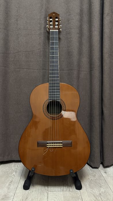 Гитара Yamaha C40