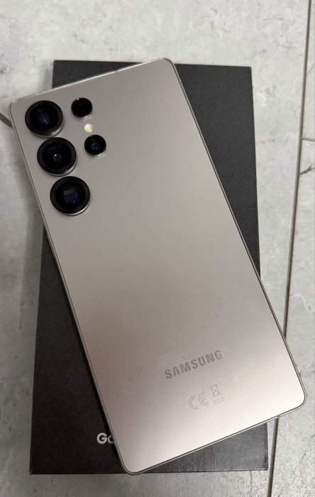 Samsung Galaxy s25 Ultra