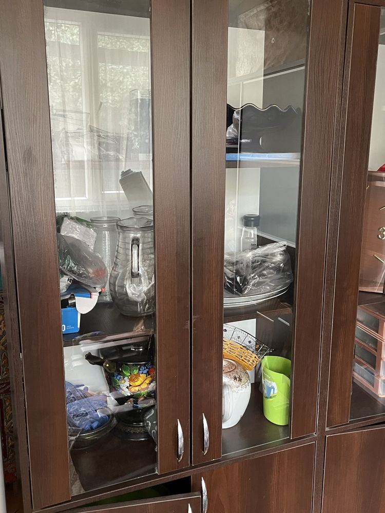 Продается шкаф офисный