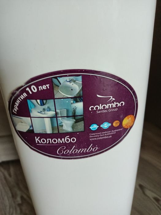 Пьедестал/новый под раковину в ванной