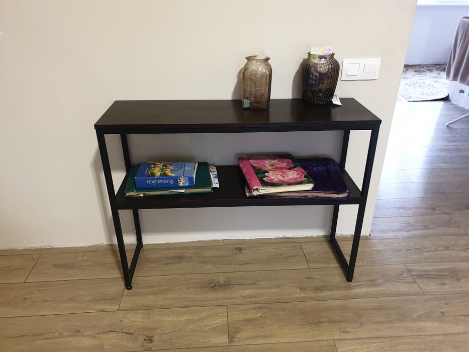 Тумба под ТВ и дома