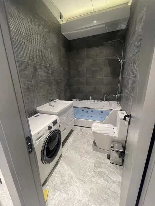 Элитная 3-ком квартира с авторским ремонтом | Нукусская / Глинки 118м²