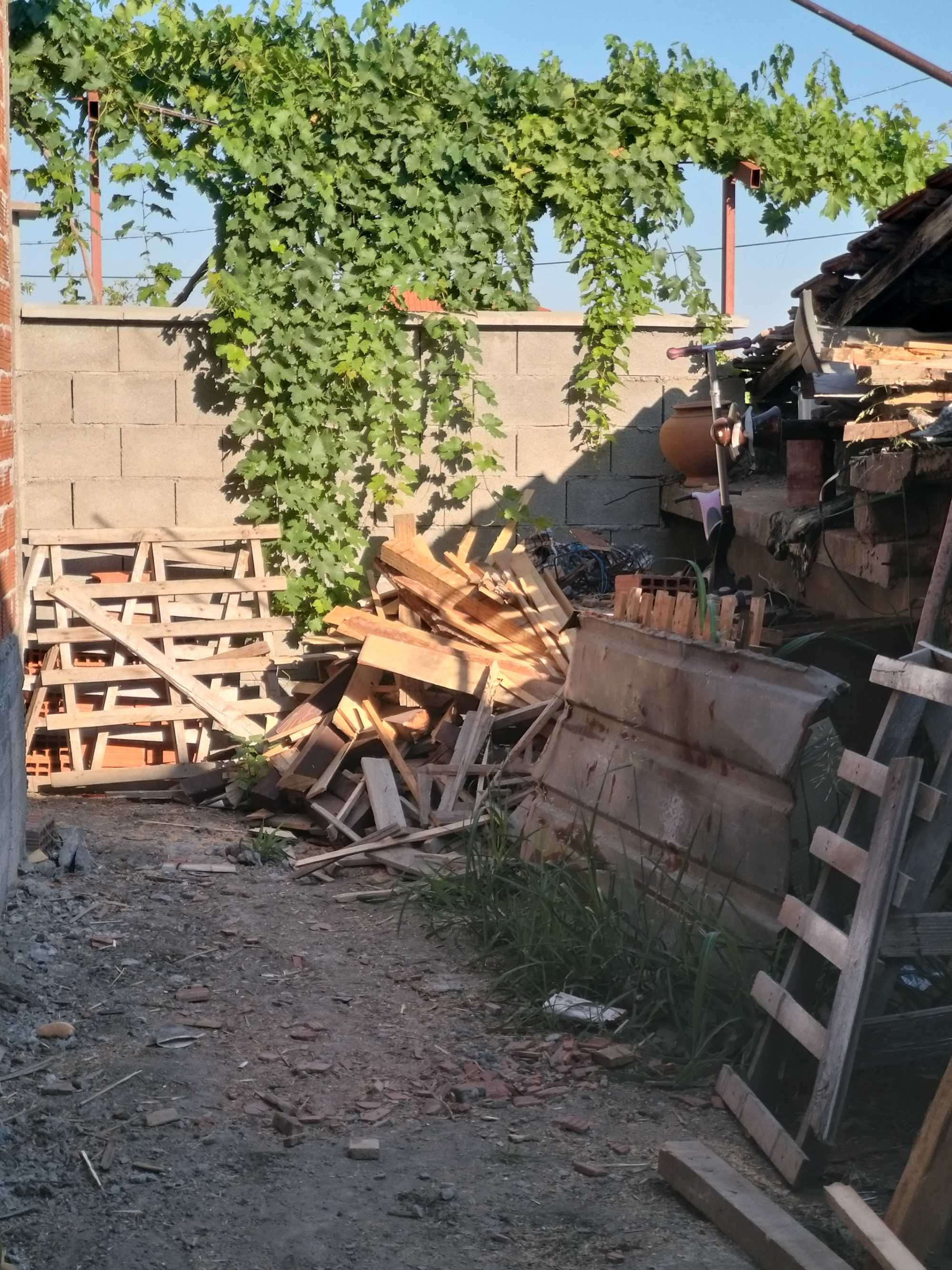 Дърва за огрев от покрив
