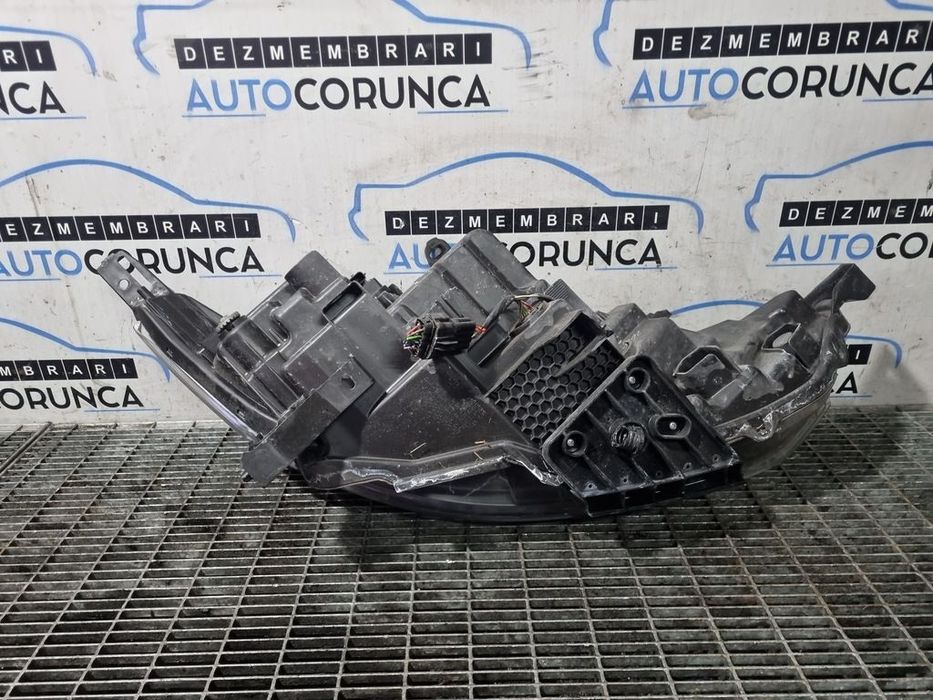 Far Stanga Nissan Qashqai J11 2013 - 2017 SUV 4 Usi (1198) Cu lupă CLEMA LIPITA