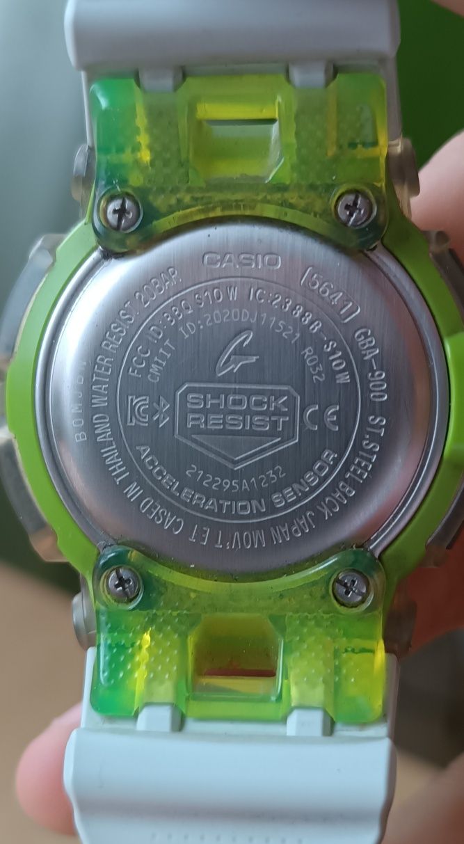 Продавам часовник G-Shock step tracker GBA-900