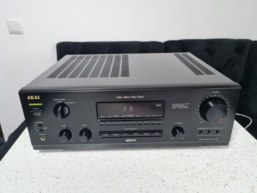 Amplituner Akai AA-39