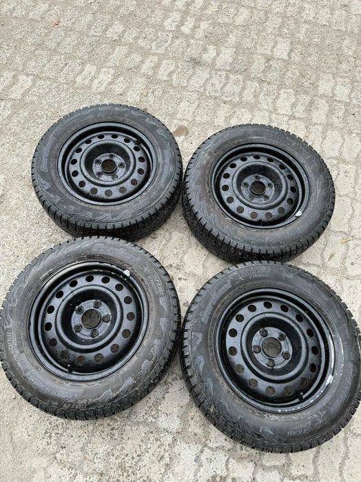 Диски R16 ( 5*114,3 ) с шинами 215/65/16