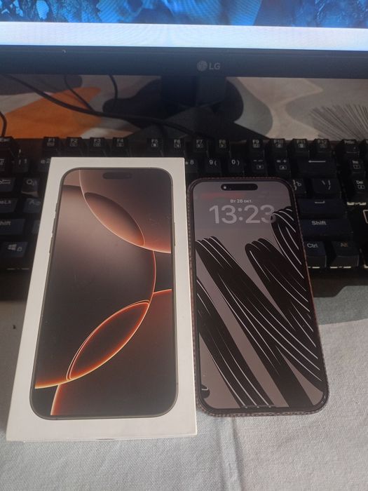 Iphone 16pro max 256gb gold е-сим