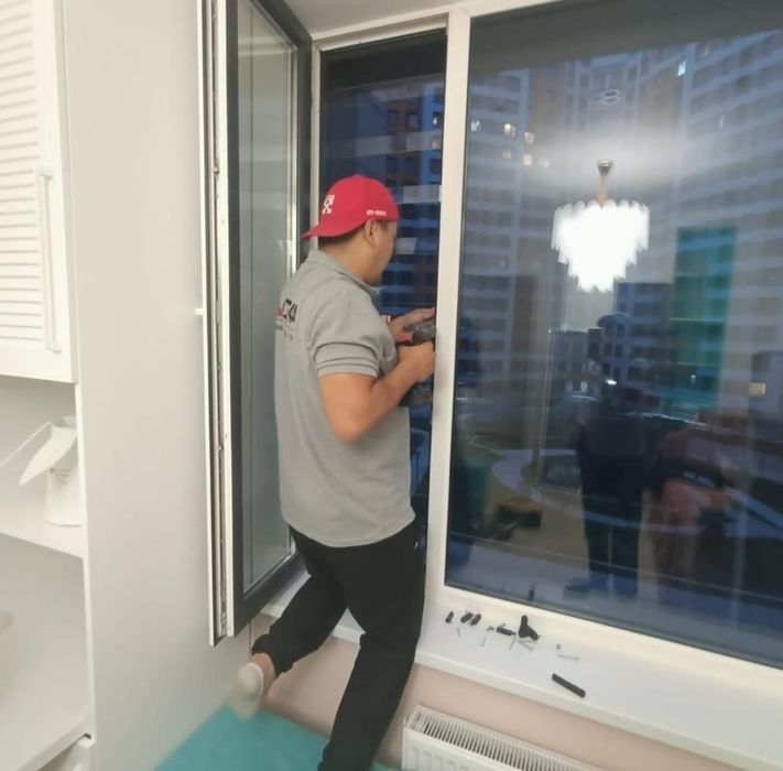 Ремонт и регулировка пластиковых окон дверей балконов