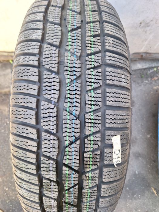 НОВА! Гума с джанта 16 5x114.3 Continental 830p 215 60 16