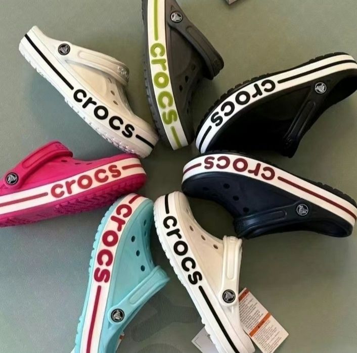 CROCS мужской и женский. Есть магазин в Фергане.