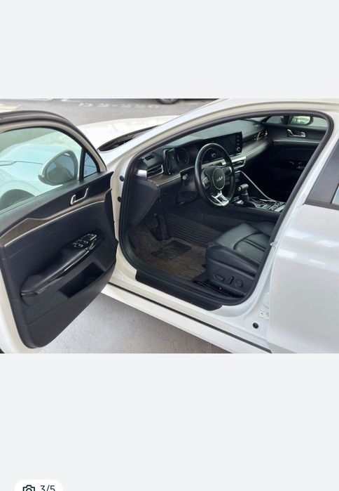 Kia K5 2022 5 pozitsiya