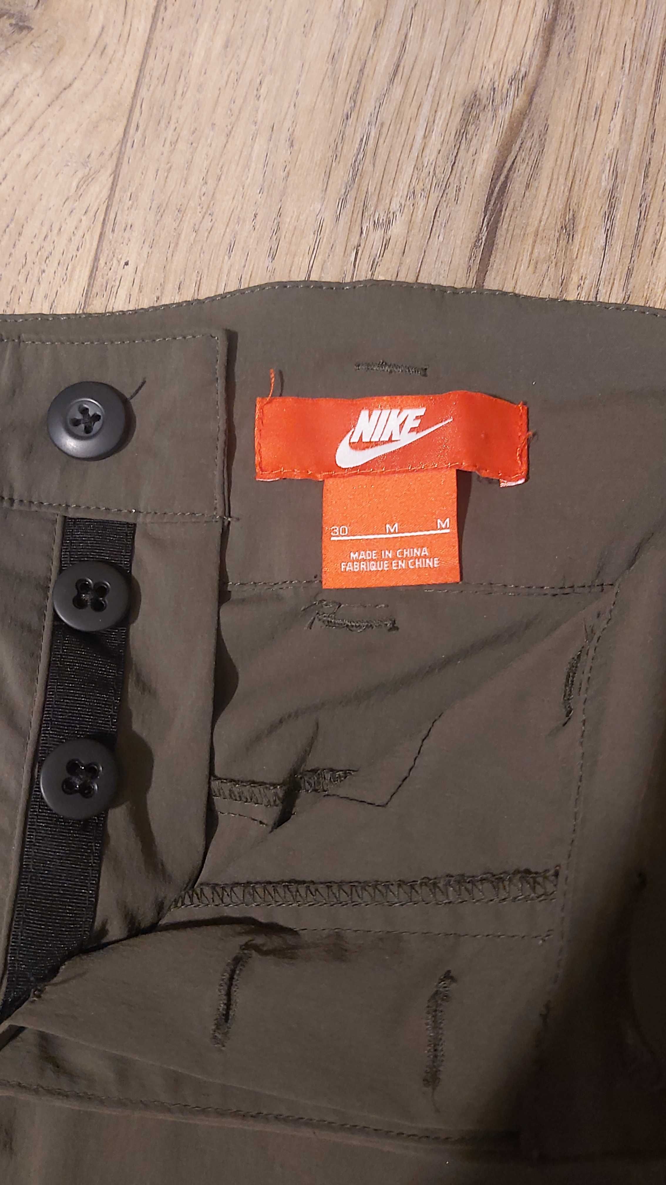 Мъжко долнище Nike Tech - Размер М