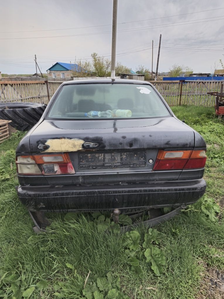 Продам нессан на разбор