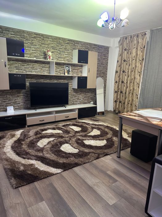 Apartament decomandat doua camere