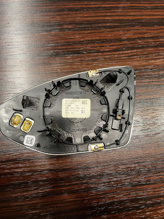 Стъкла за огледала за Audi A6 C8