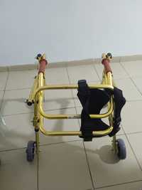 Продам ходунок для инвалидов в отличном состоянии