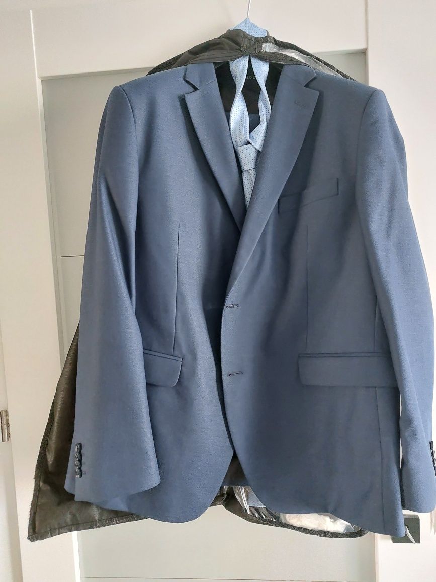 Costum bărbătesc bleumarin