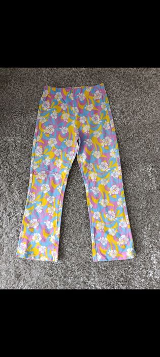 Панталони и рокли  за момиче на 9- 10 год