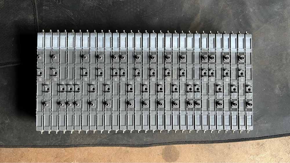 Высоковольтная батарея Тойота (кассеты)