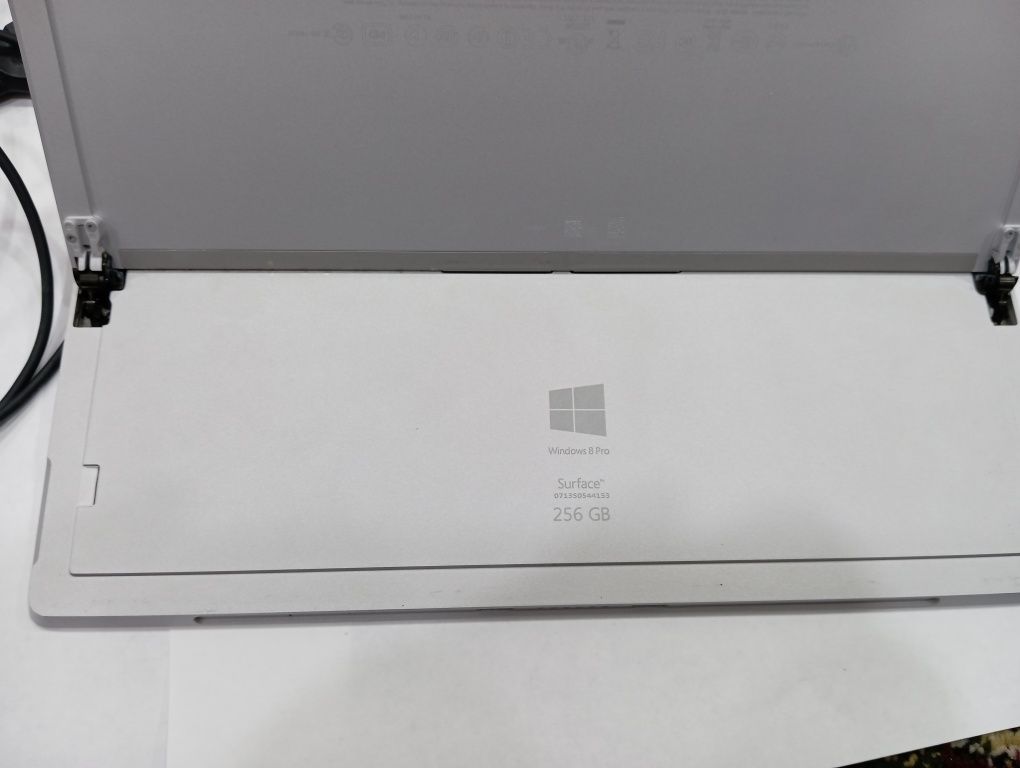Microsoft Surface pro 3, Core i5, ОЗУ 8gb, RAM 256