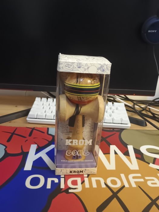 Kendama from bonz(nu mai e pe stoc pe niciun site)