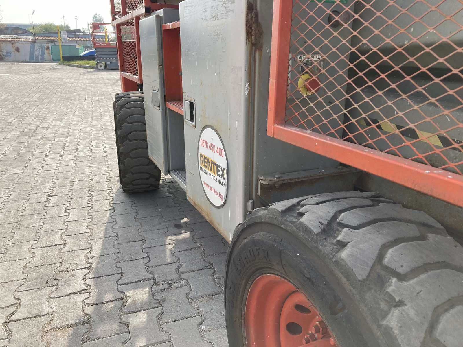Автовишка Ножична Skyjack SJ8831 12м