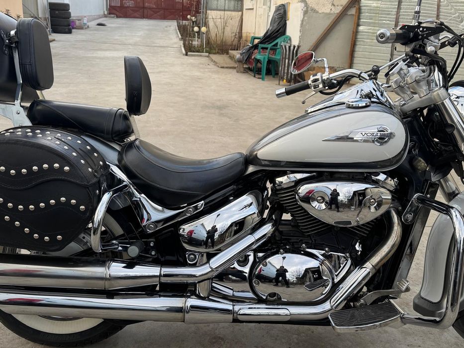 Vând suzuki intruder VL 800