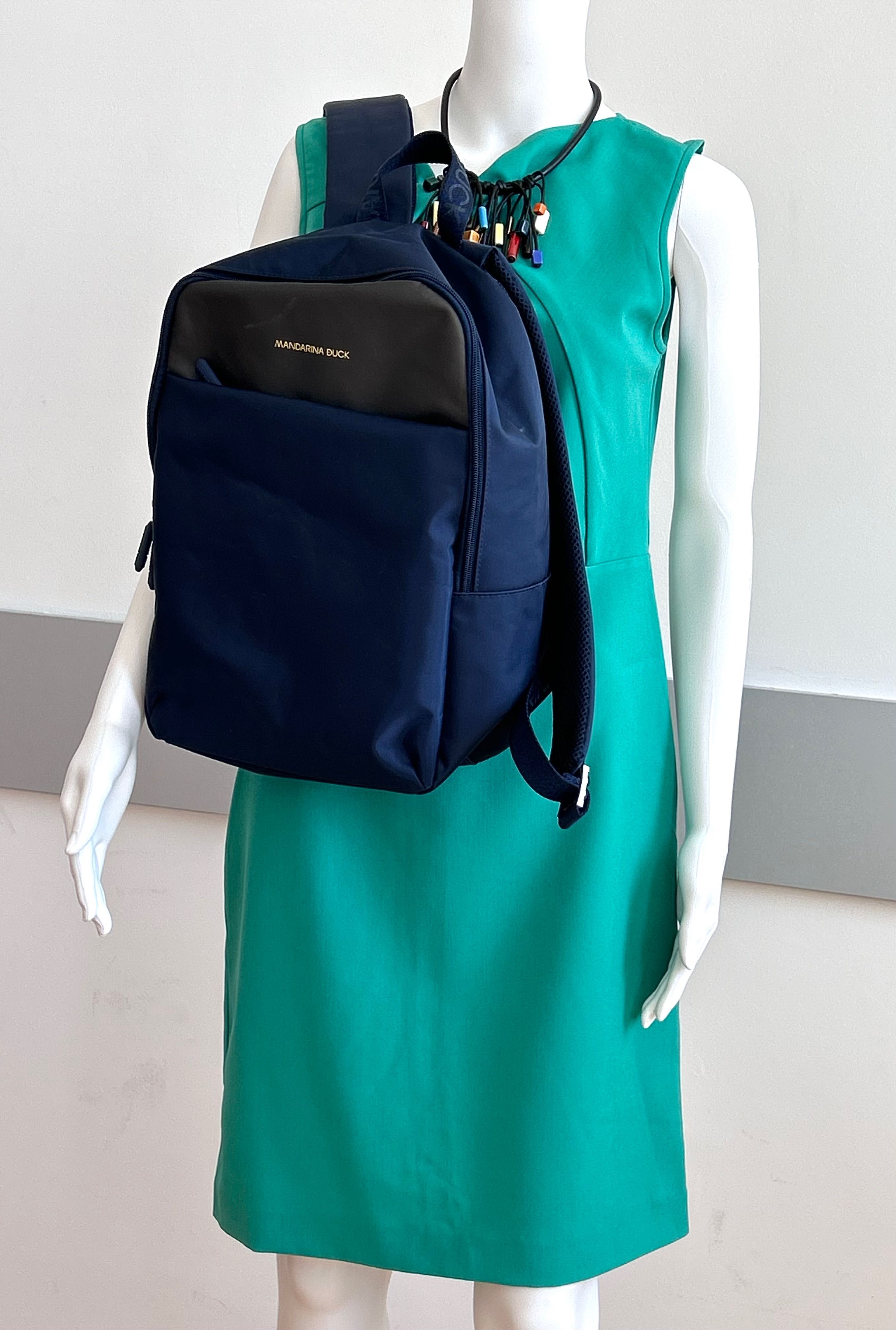 Mandarina Duck текстилна страхотна раница в тъмно синьо
