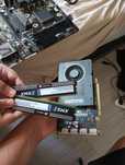 Vând nvidia quadro p2000 + 16gb RAM DDR3 cadou