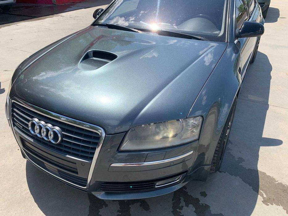 Dezmembrez audi a8 d3 4.3 model unicat/audi s8 d3/bara fata s8/