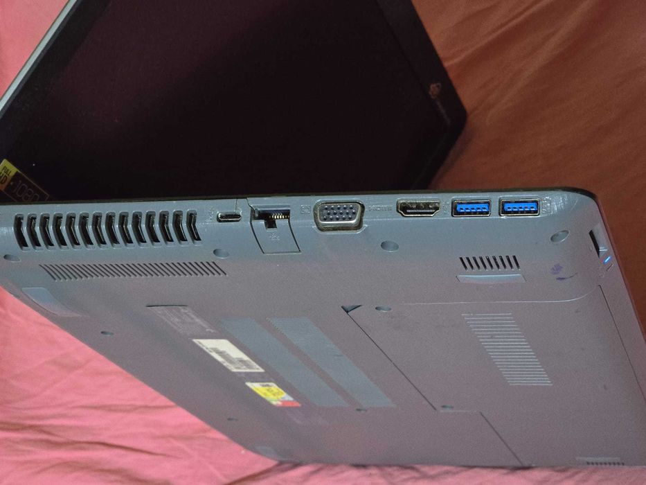 Laptop Acer Aspire F5-573G 15,6"  16GB/256GB SSD/1TB HDD