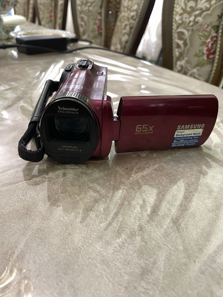 Samsung F53 видеокамера