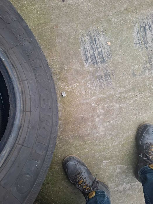 Гуми 265/70/19,5