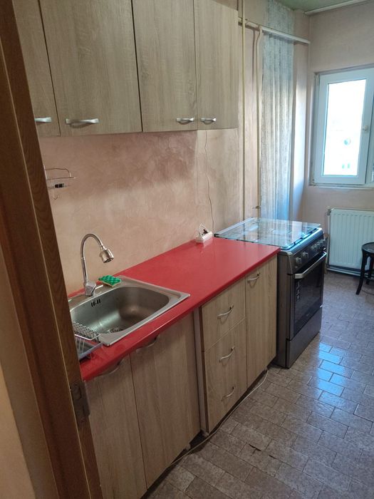 Închiriez apartament 3 camere Dorobanti