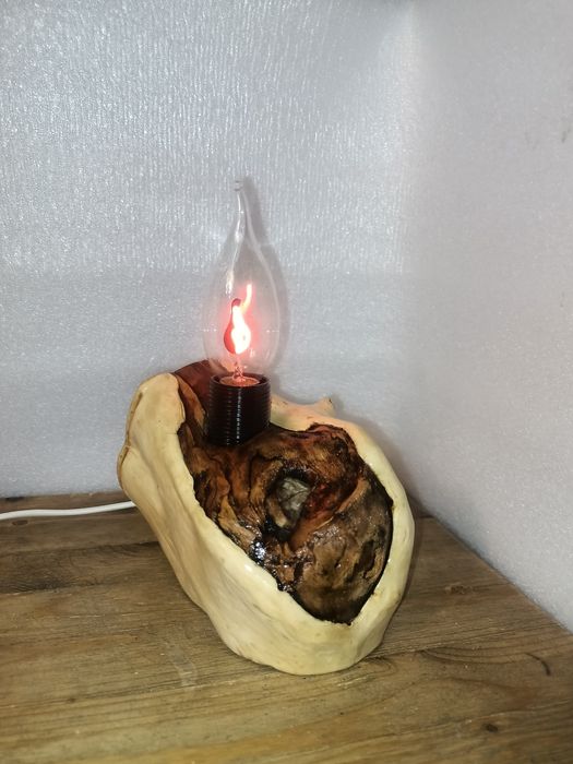 Эксклюзивный подарок. Светильник из дерева