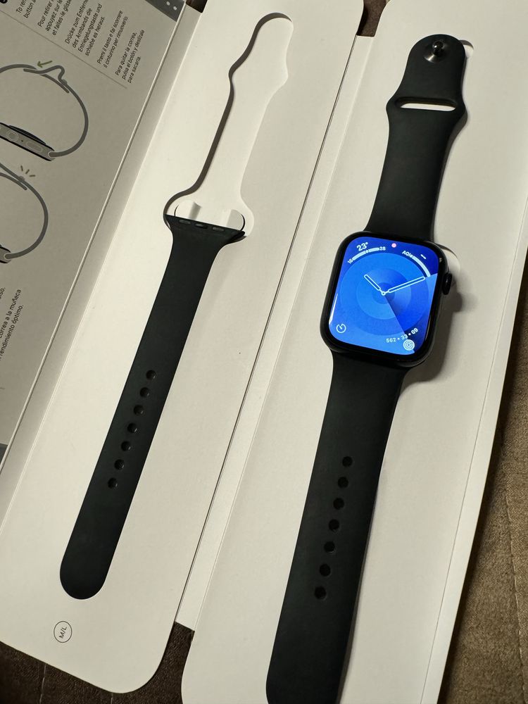 Vand Apple Watch 7 Midnight Sport 45 mm