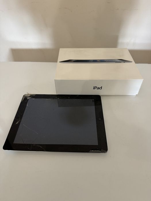 IPad 4 на запчасти