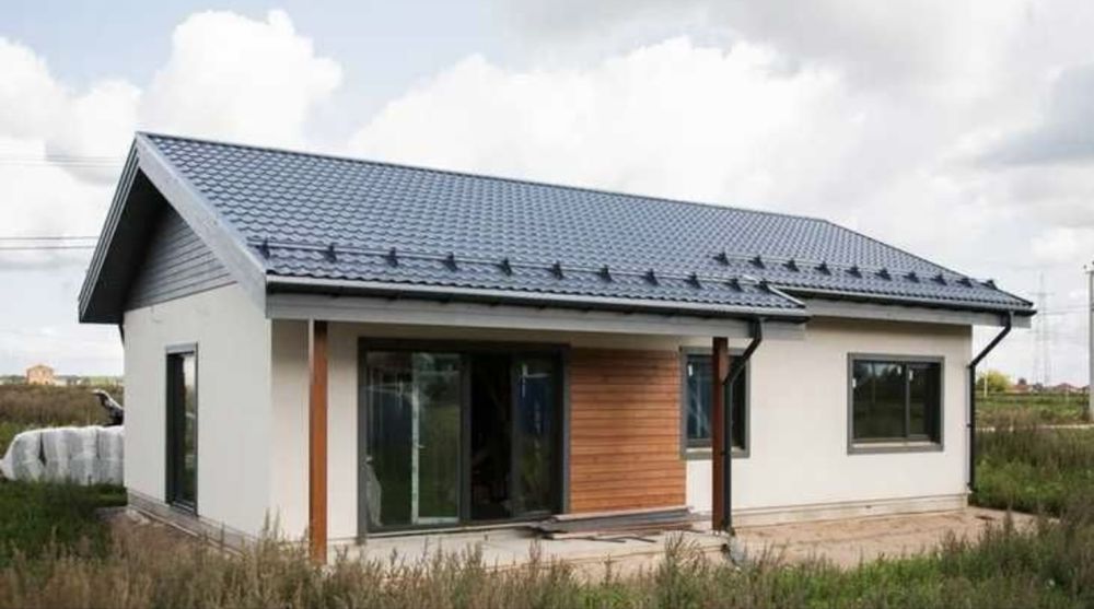 Case din lemn sau structura metalica