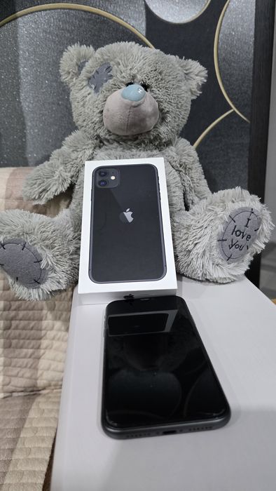 Айфон 11  128 ГБ