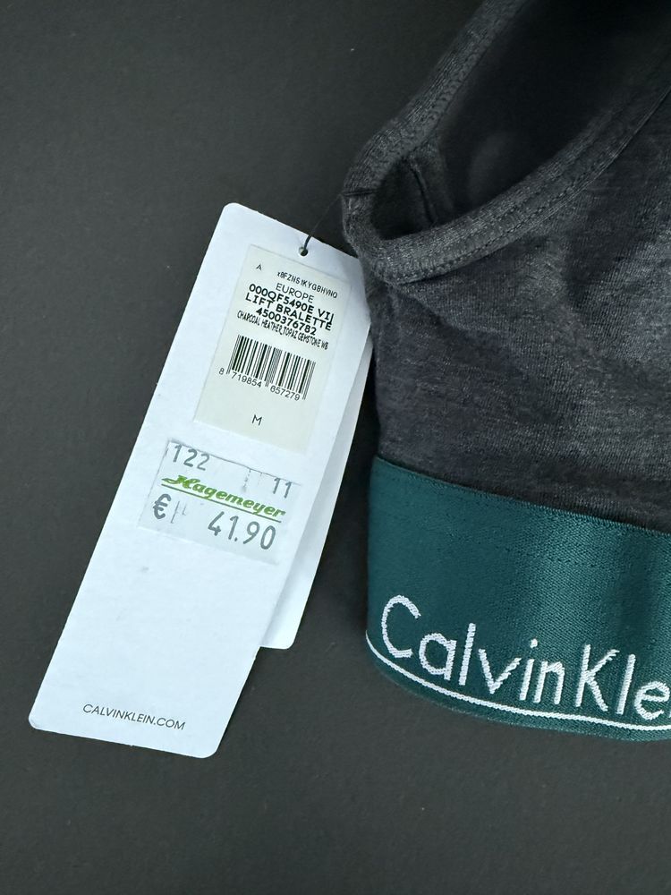 Спортен сутиен с повдигащ ефект Calvin Klein /M, L/