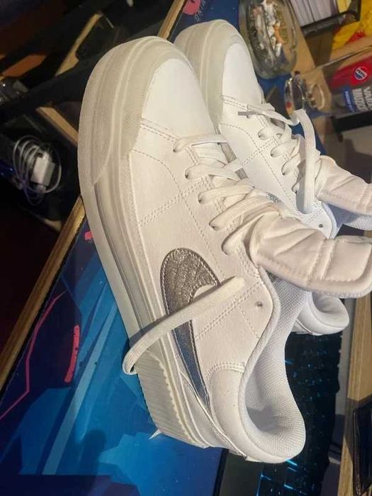 Nike Court Lagacy Lift